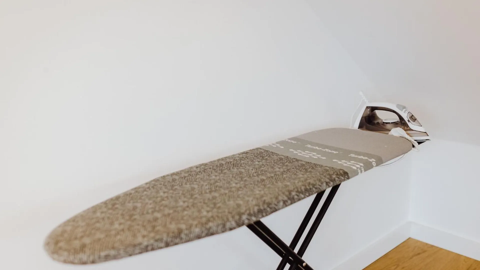 Staylight Penthouse In Der Suedstadt - Luxus Suite Hannover Apartment