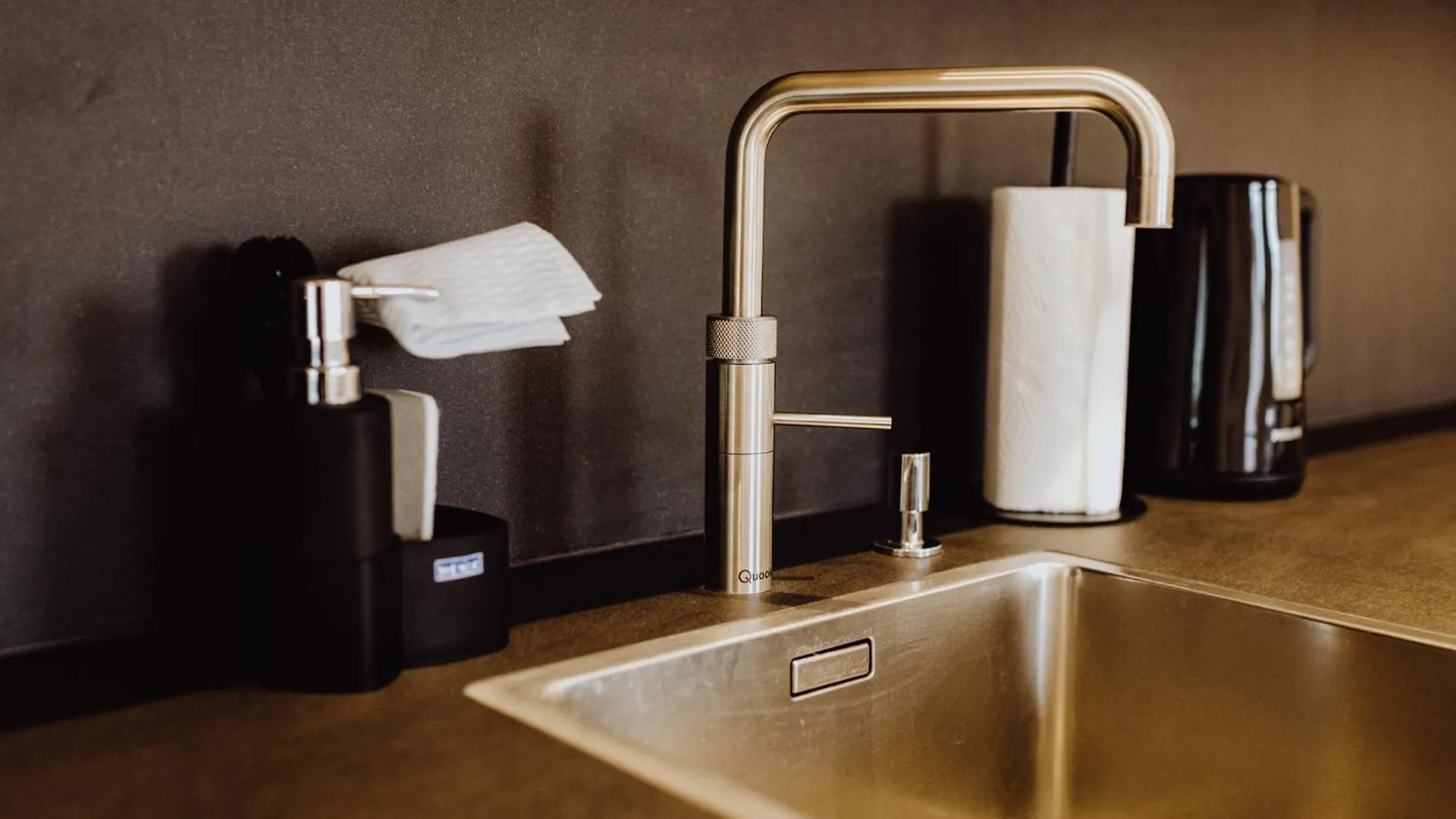 Apartment Staylight Penthouse In Der Suedstadt - Luxus Suite Hannover