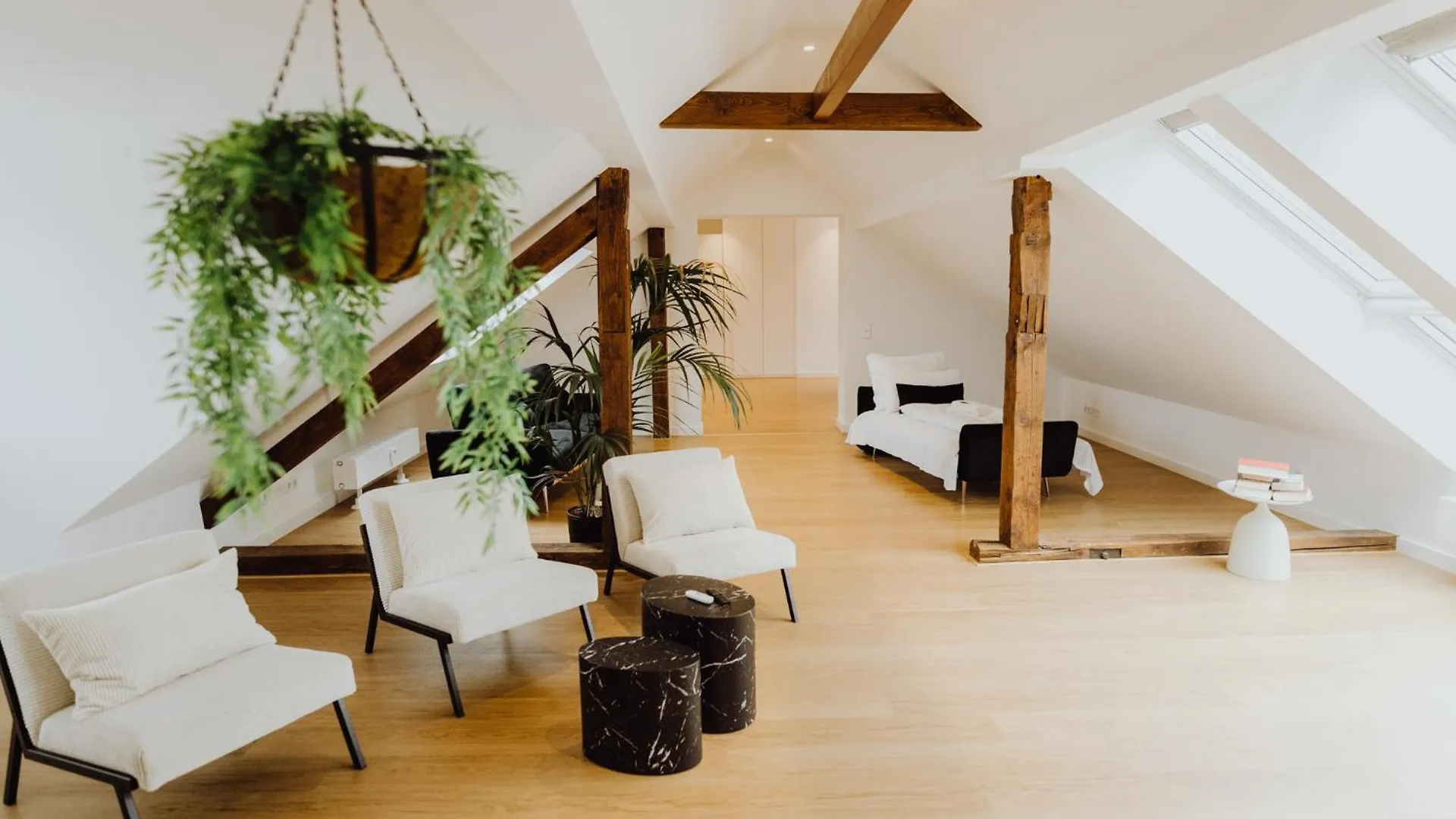 Staylight Penthouse In Der Suedstadt - Luxus Suite Hannover