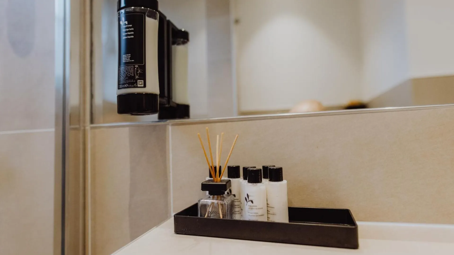 Apartment Staylight Penthouse In Der Suedstadt - Luxus Suite Hannover